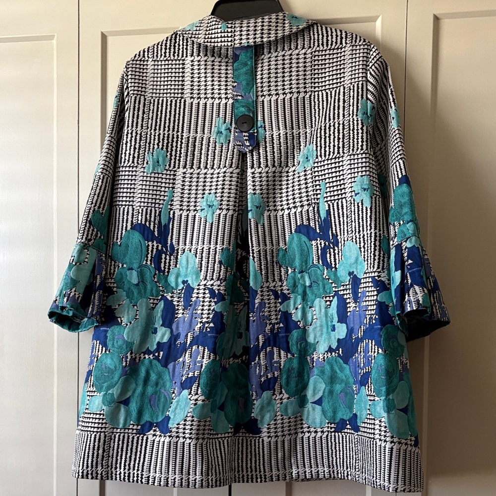 Patterned Floral Swing Coat with Teal & Navy Accents - Picture 5 of 5